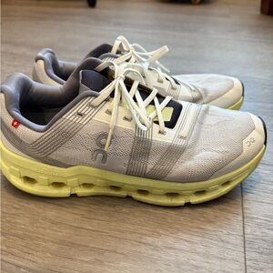 On Running sneakers mens 10